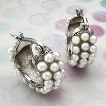 Load image into Gallery viewer, petite pearl hoops