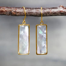 Load image into Gallery viewer, classic mother of pearl drop