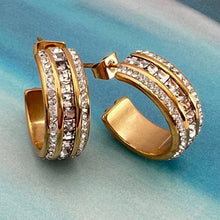 Load image into Gallery viewer, super sparkling hoops