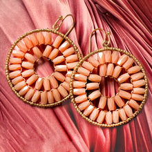 Load image into Gallery viewer, bel cristallo blush crystal earrings