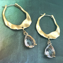 Load image into Gallery viewer, crystal curl drop