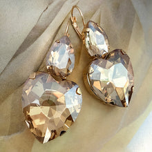Load image into Gallery viewer, cuore scintillante earrings