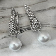 Load image into Gallery viewer, cerchio dicristallo con perla