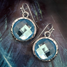 Load image into Gallery viewer, light sapphire pixel drop earring