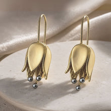 Load image into Gallery viewer, perla tulipan drop earrings