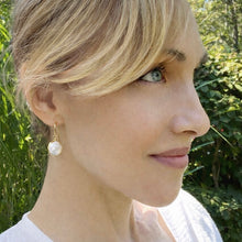 Load image into Gallery viewer, coin pearl drops
