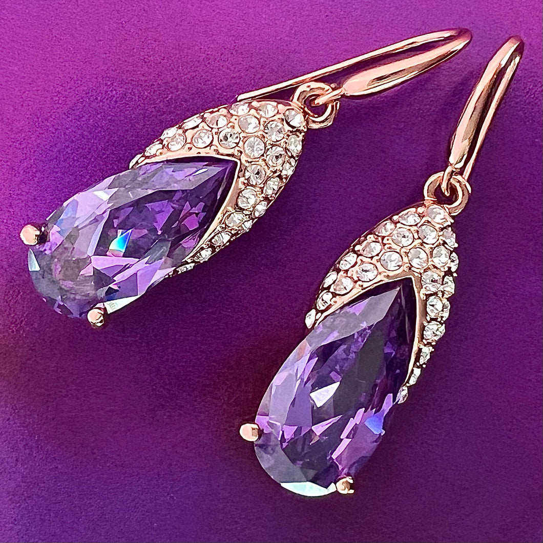 absolutely gorgeous tanzanite crystal pods