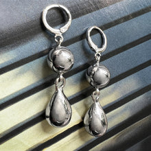 Load image into Gallery viewer, palla d&#39;argento earrings
