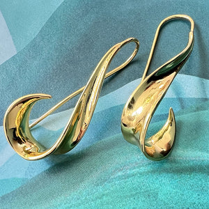 golden twist & turn earrings