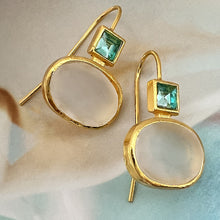 Load image into Gallery viewer, quartz &amp; crystal bezel drops

