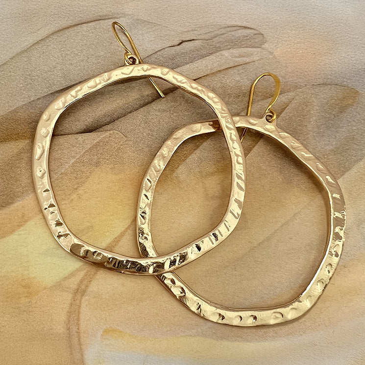 cerchio martellato earrings