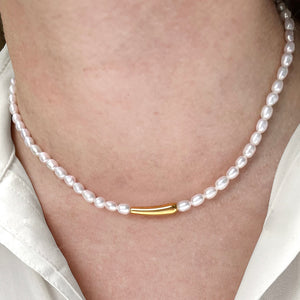keshi pearl & gold bar necklace