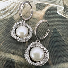 Load image into Gallery viewer, pave pearl circle earrings
