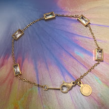 Load image into Gallery viewer, cinque scintille gold bracelet
