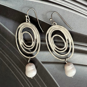 twist & turn freshwater pearl drops