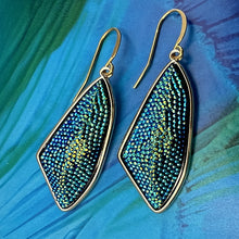 Load image into Gallery viewer, unica drop earrings
