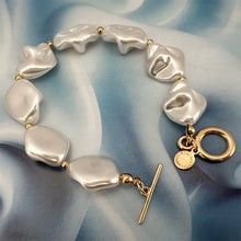 Load image into Gallery viewer, baroque  pearl bracelet
