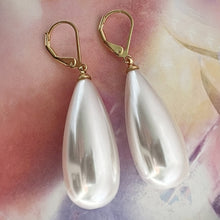 Load image into Gallery viewer, pretty glass pearl teardrops
