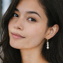 Load image into Gallery viewer, elegant freshwater pearl drops
