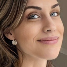 Load image into Gallery viewer, fiori scintillante drop earrings
